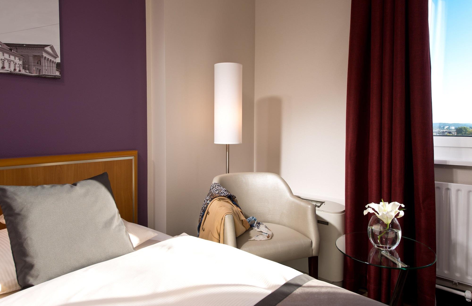 Leonardo Hotel Karlsruhe Dış mekan fotoğraf